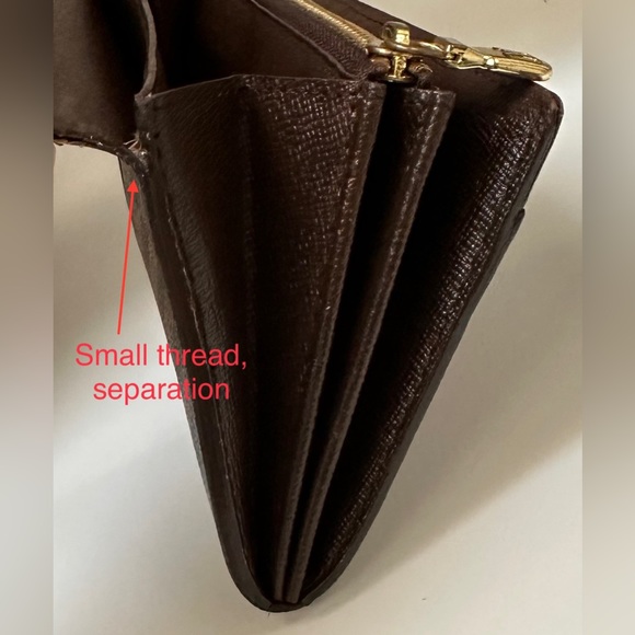 Authentic Louis Vuitton Damier Ebene Sarah wallet from 2005 in used condition. - Picture 6 of 15